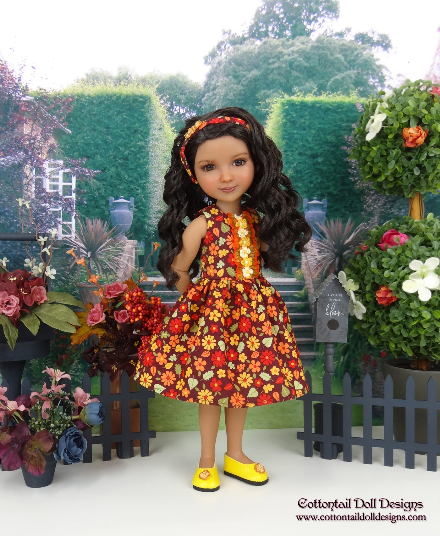Sunset Daisies - dress with shoes for Ruby Red Fashion Friends doll