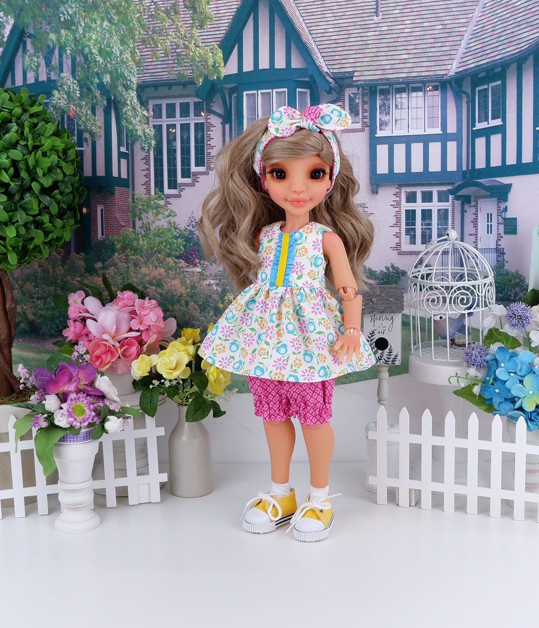 Sunshine Flowers - top & bloomers with shoes for Ava doll BJD