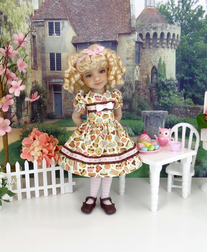 Sweet Bon Bons - dress and shoes for Ruby Red Fashion Friends doll