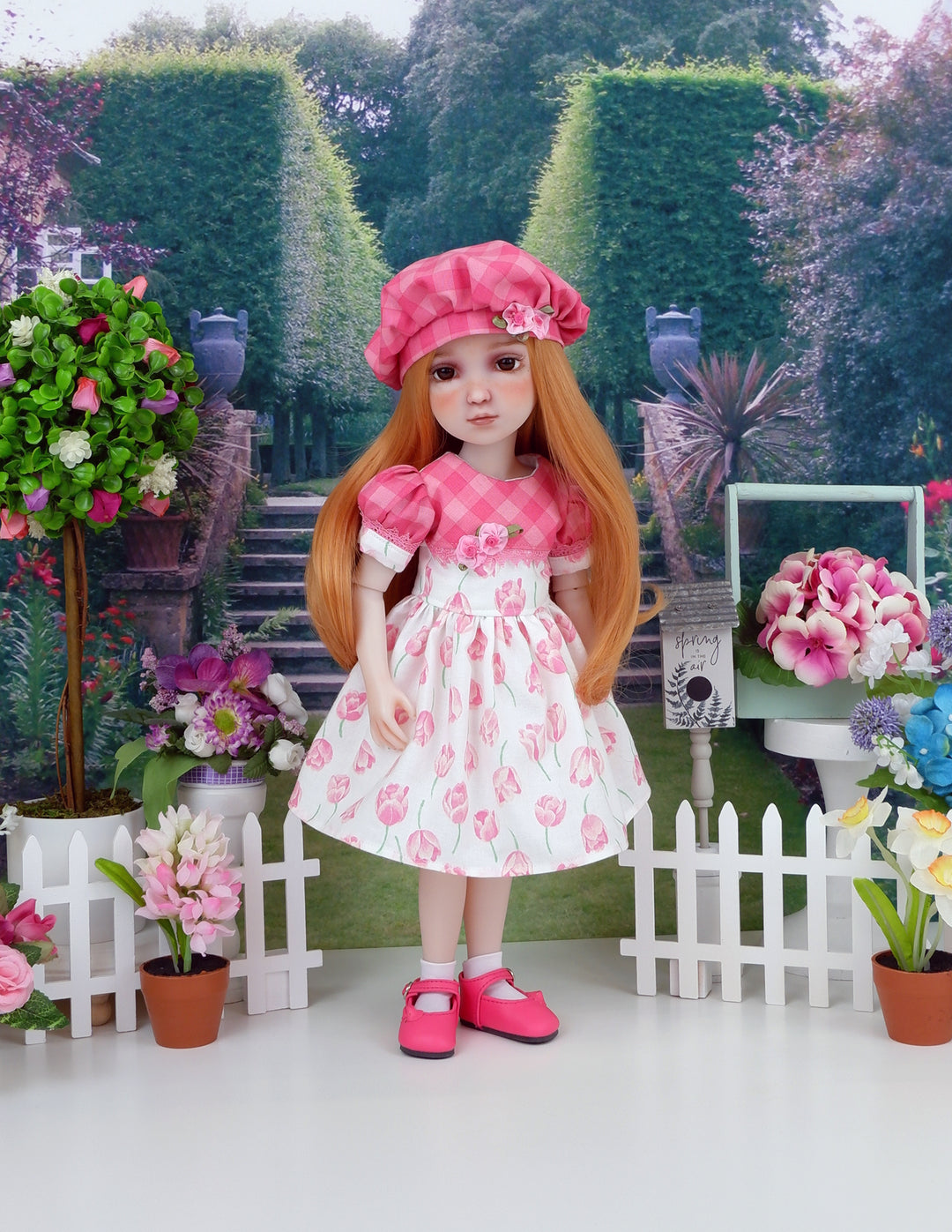 Sweet Tulip - dress and shoes for Ruby Red Fashion Friends doll