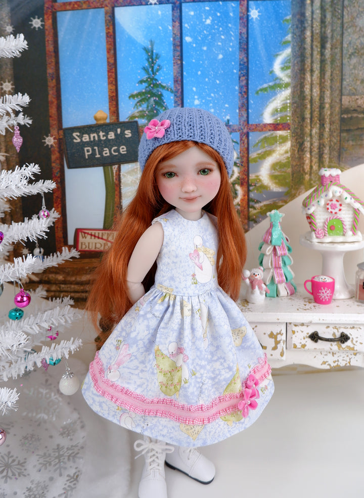 Sweetheart Snowman - dress and hat with shoes for Ruby Red Fashion Friends doll