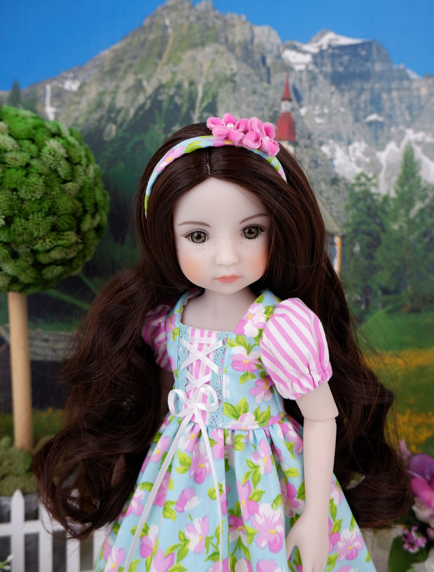 Tyrol Geranium - dress ensemble with shoes for Ruby Red Fashion Friends doll