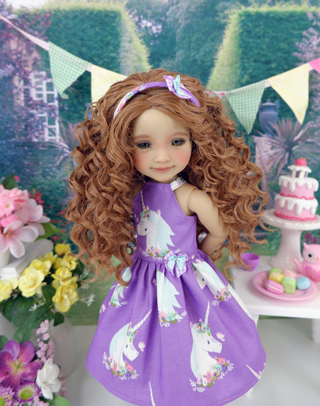 Unicorn Cutie - dress with shoes for Ruby Red Fashion Friends doll