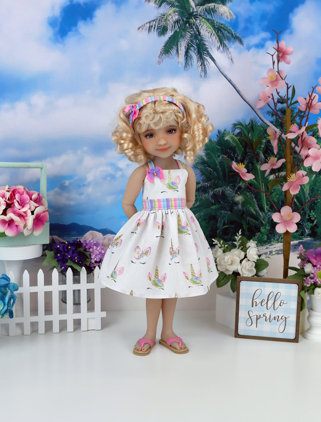 Unicorn Glitter - dress with shoes for Ruby Red Fashion Friends doll