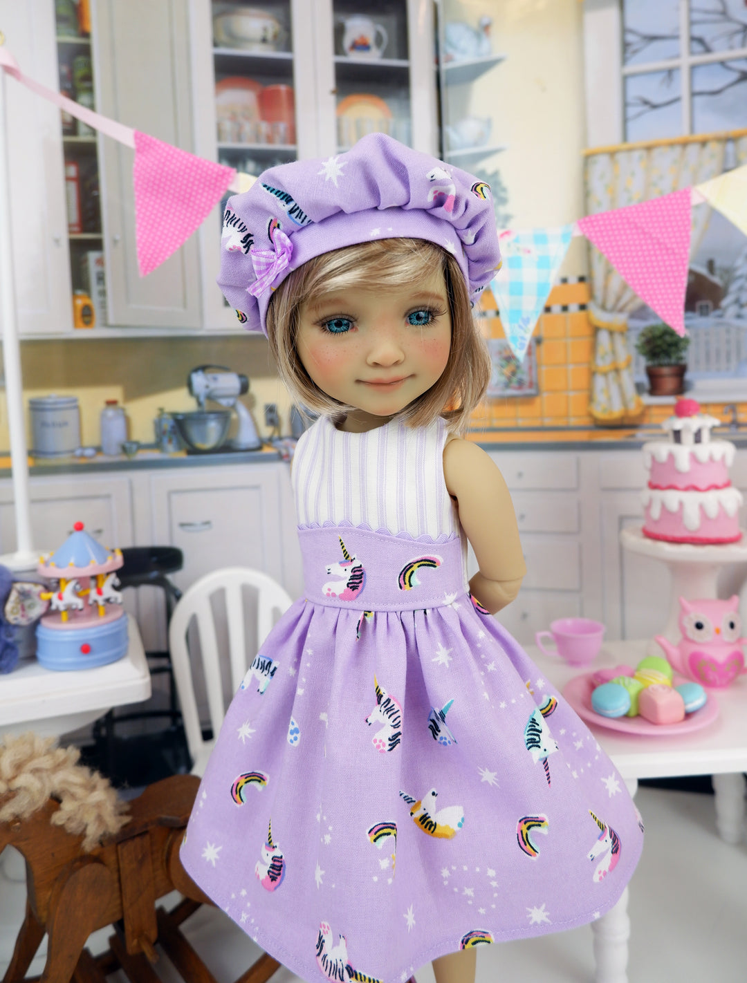 Unicorns & Rainbows - dress with shoes for Ruby Red Fashion Friends doll