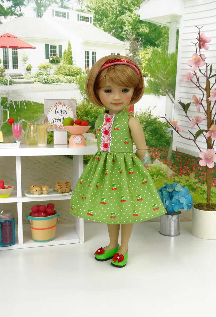 Wild Cherry - dress with shoes for Ruby Red Fashion Friends doll