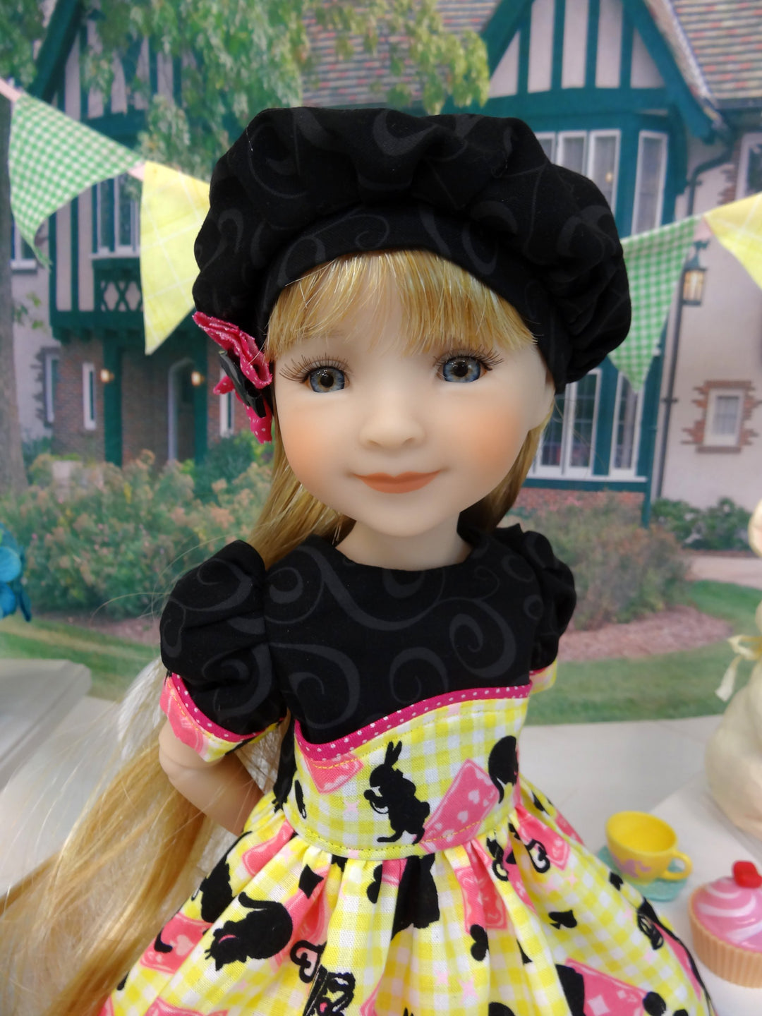 Wonderland Gingham - dress for Ruby Red Fashion Friends doll