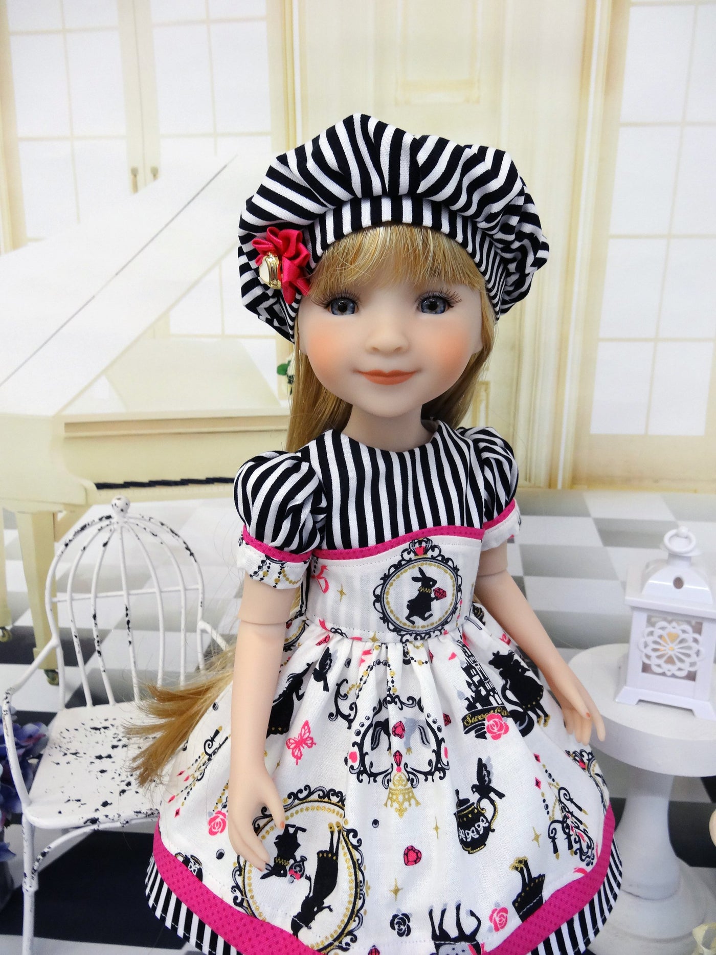 Wonderland Tales - dress for Ruby Red Fashion Friends doll
