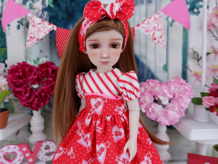 XOXO - dress and shoes for Ruby Red Fashion Friends doll